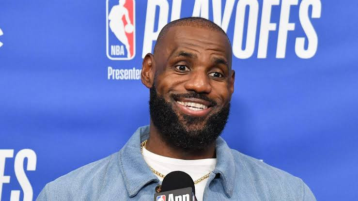 ESPN百大排名詹姆斯第18引热议！多名记者：排名合理但值得质疑