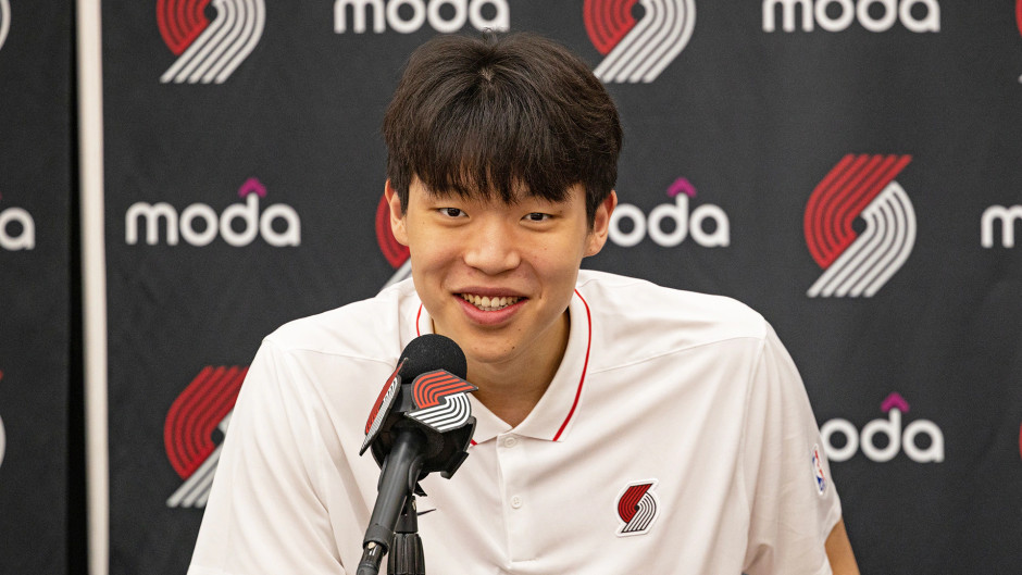 杨瀚森最新身高2米16体重121公斤！较上季略有变化