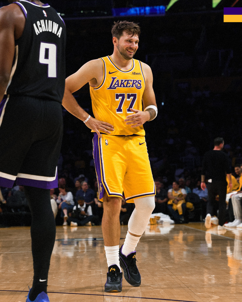 NBA回放全场录像高清：季前赛国王vs湖人（10月9日）附比赛数据战报