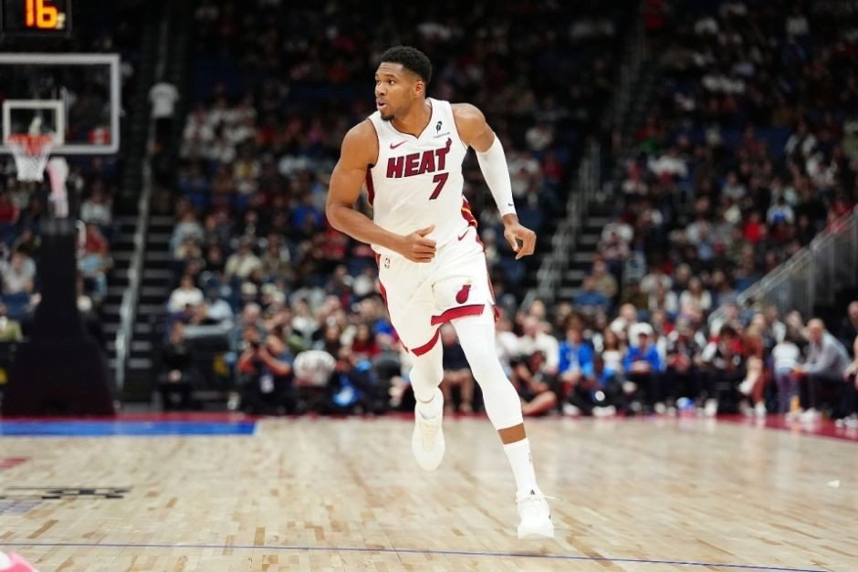 NBA高清直播在线直播：季前赛森林狼vs热火（10月11日）字母哥休战