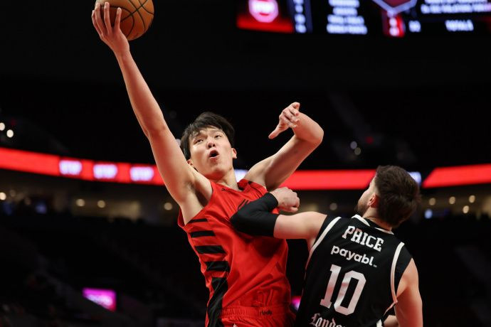 NBA回放全场录像高清：季前赛伦敦雄狮vs开拓者（10月13日）附比赛数据战报