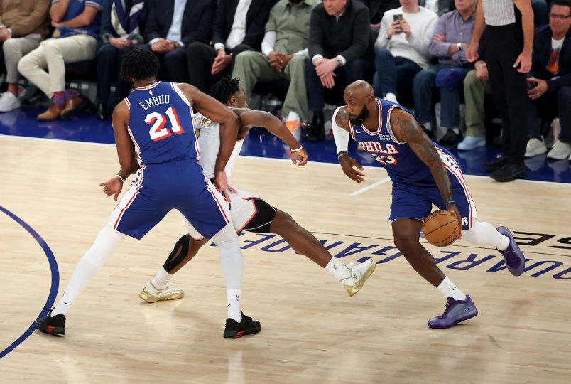 NBA揭幕战录像完整版-76人vs尼克斯全场回放（10.21）老詹制胜助攻