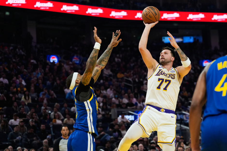 NBA高清直播在线直播：常规赛勇士vs湖人（10月22日）湖勇大战来袭！