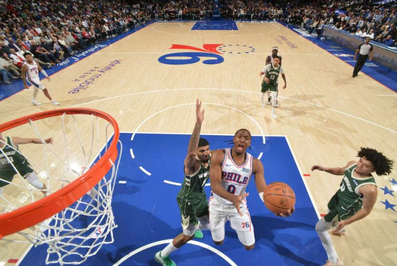NBA回放全场录像高清：常规赛雄鹿vs76人（10月25日）附数据战报