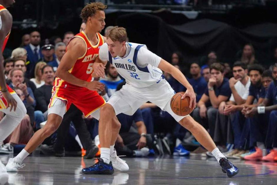 NBA独行侠队最新消息：弗拉格左肩轻微扭伤，今日缺战马刺