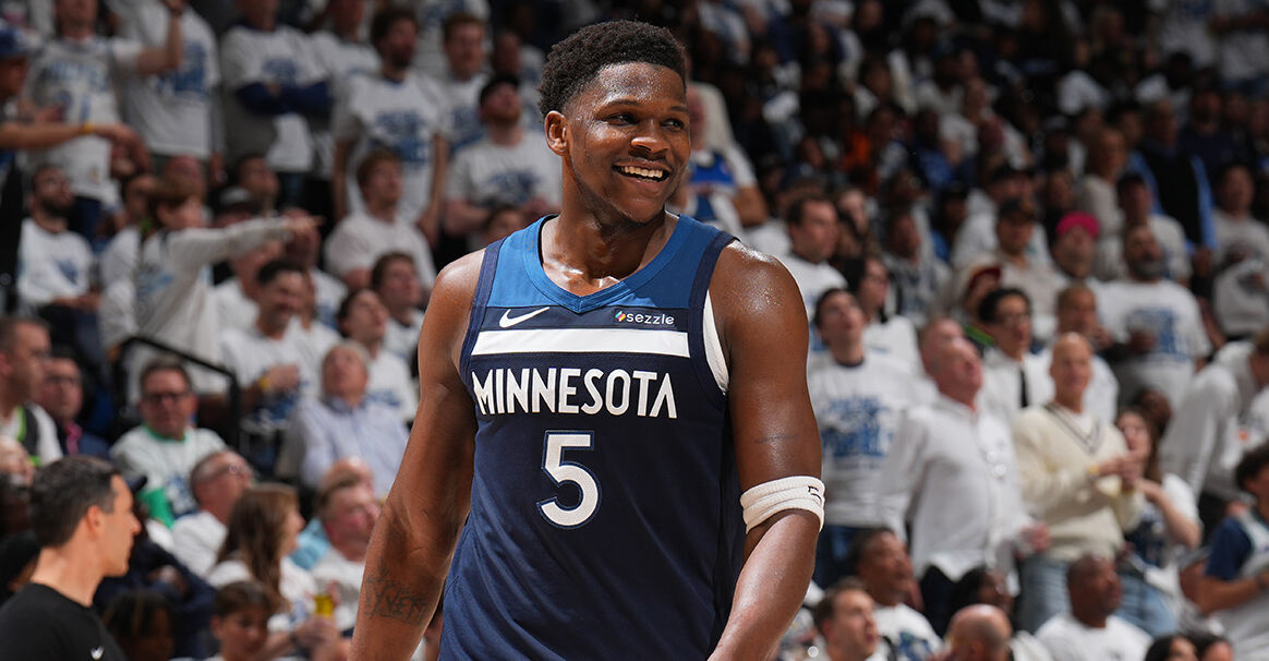 德罗赞愿传授爱德华兹背打技艺 延续科比式传承 德罗赞愿传授爱德华兹背打技艺 延续科比式传承