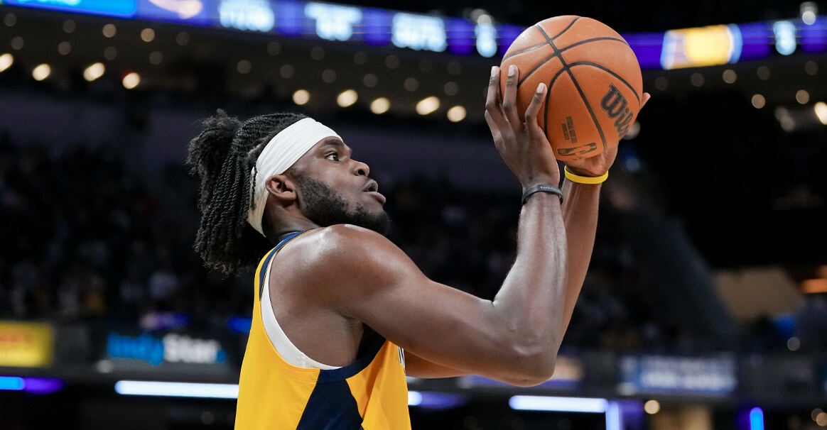 卡莱尔更新沃克伤情:恢复进展良好 但总决赛复出希望渺茫 卡莱尔更新沃克伤情:恢复进展良好 但总决赛复出希望渺茫