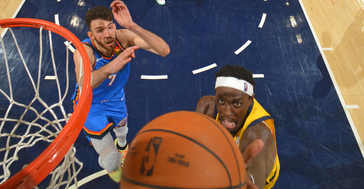 西亚卡姆：总决赛经验铸就沉稳心态 专注赛场不受干扰