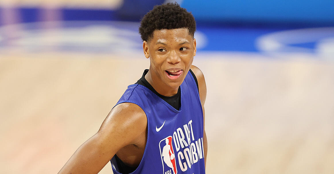 选秀动态：热门新秀贝利取消76人试训 探花签归属存变数