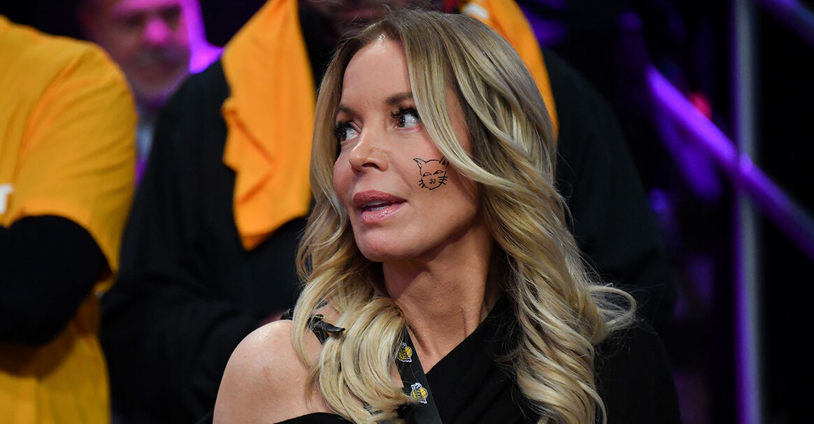 湖人股权转让现分歧 珍妮·巴斯成关键决策者