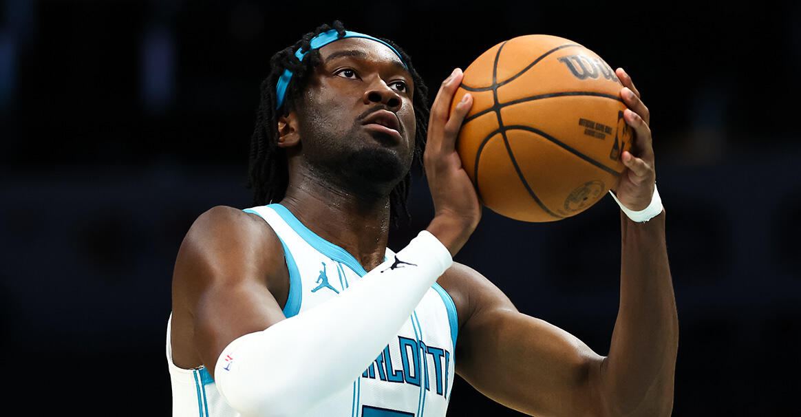 Shams：太阳打包两首轮换黄蜂中锋马威