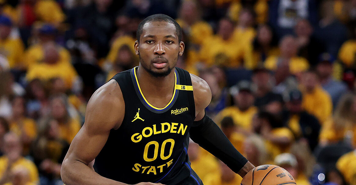 勇士开出资质报价 库明加成受限制自由球员 勇士开出资质报价 库明加成受限制自由球员