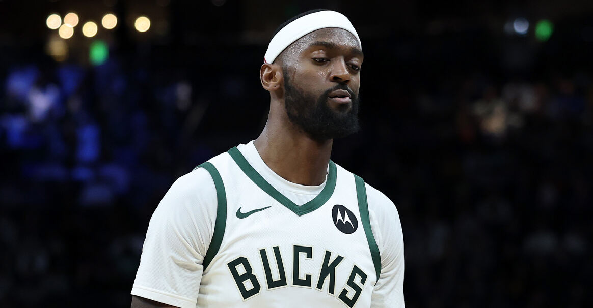 波蒂斯3年4400万续约雄鹿获评C-