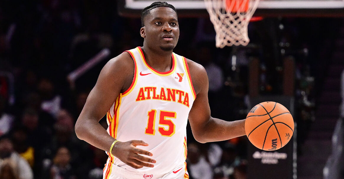 火箭3年2150万签回卡佩拉获评D+ 内线轮换引质疑