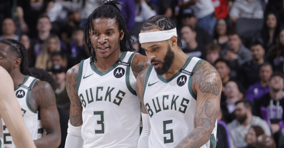 雄鹿续约三将获评：特伦特A 波特B 普林斯C