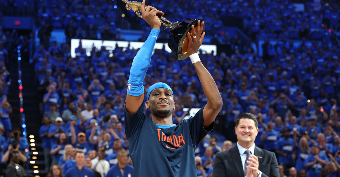 雷霆4年2.85亿续约亚历山大 创NBA历史最大合同纪录 雷霆4年2.85亿续约亚历山大 创NBA历史最大合同纪录