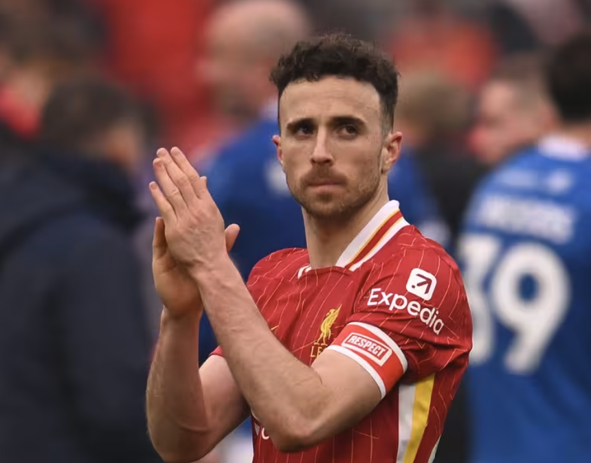 利物浦官方:他带领我们走向胜利——致敬迪奥戈·若塔 利物浦官方:他带领我们走向胜利——致敬迪奥戈·若塔