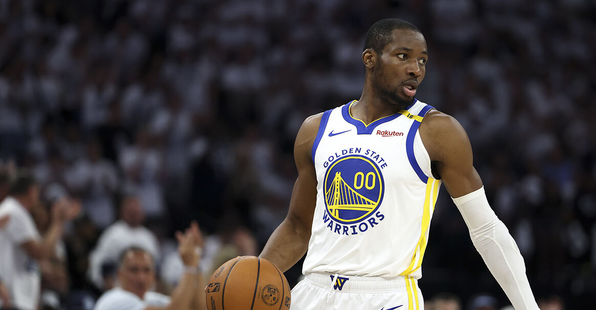 国王对库明加交易持谨慎态度 不愿付出过高代价