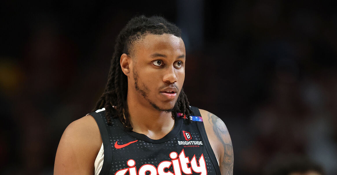 76人官宣签约前锋沃克 双向合同补强锋线深度 76人官宣签约前锋沃克 双向合同补强锋线深度