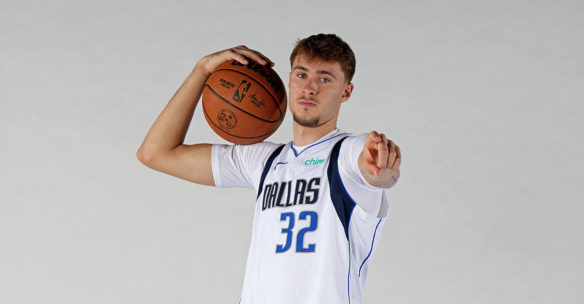 状元弗拉格明日迎夏联首秀 期待展现全能身手 状元弗拉格明日迎夏联首秀 期待展现全能身手