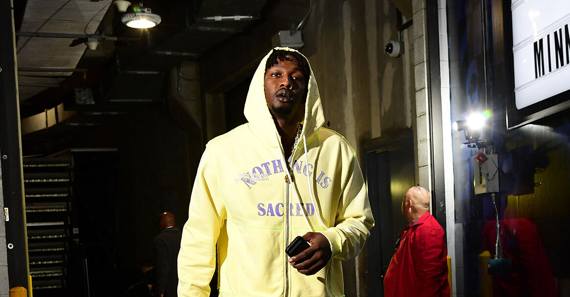 史密斯谈火箭双核:与范弗里特惺惺相惜 庆幸无需再防杜兰特 史密斯谈火箭双核:与范弗里特惺惺相惜 庆幸无需再防杜兰特