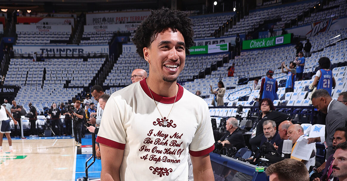 麦凯恩直面队内竞争:享受比赛才是关键 麦凯恩直面队内竞争:享受比赛才是关键